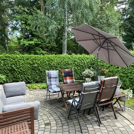 Helsinki Hallainvuori Yksityismajoitus Extérieur photo